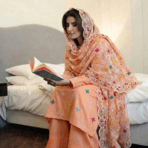 Noor-e-Jaal 3PC Lawn Set – Phulkari Chiffon Dupatta